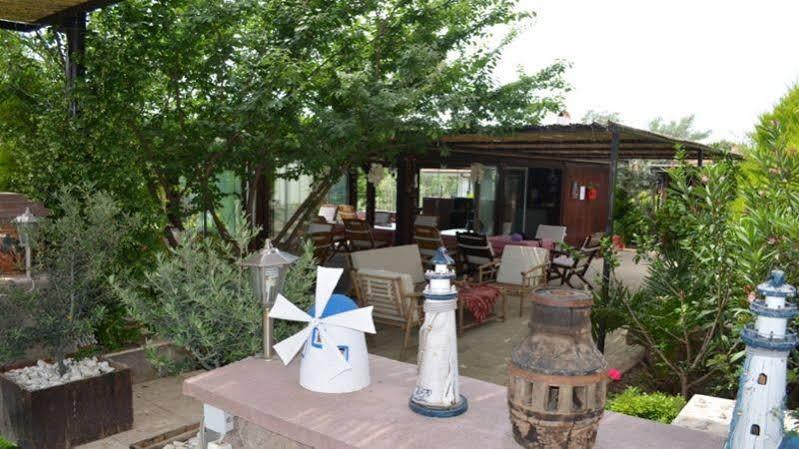 Guzelyali Hotel ไอวาลิค ภายนอก รูปภาพ