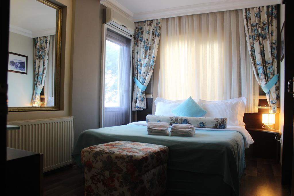 Guzelyali Hotel ไอวาลิค ภายนอก รูปภาพ