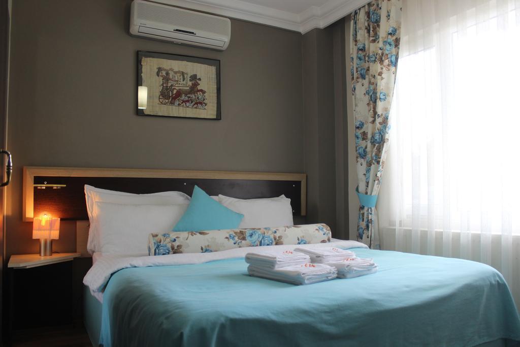 Guzelyali Hotel ไอวาลิค ภายนอก รูปภาพ