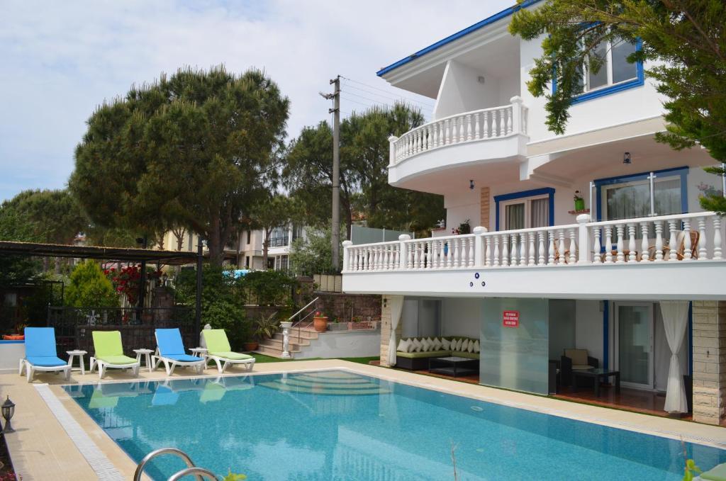 Guzelyali Hotel ไอวาลิค ภายนอก รูปภาพ